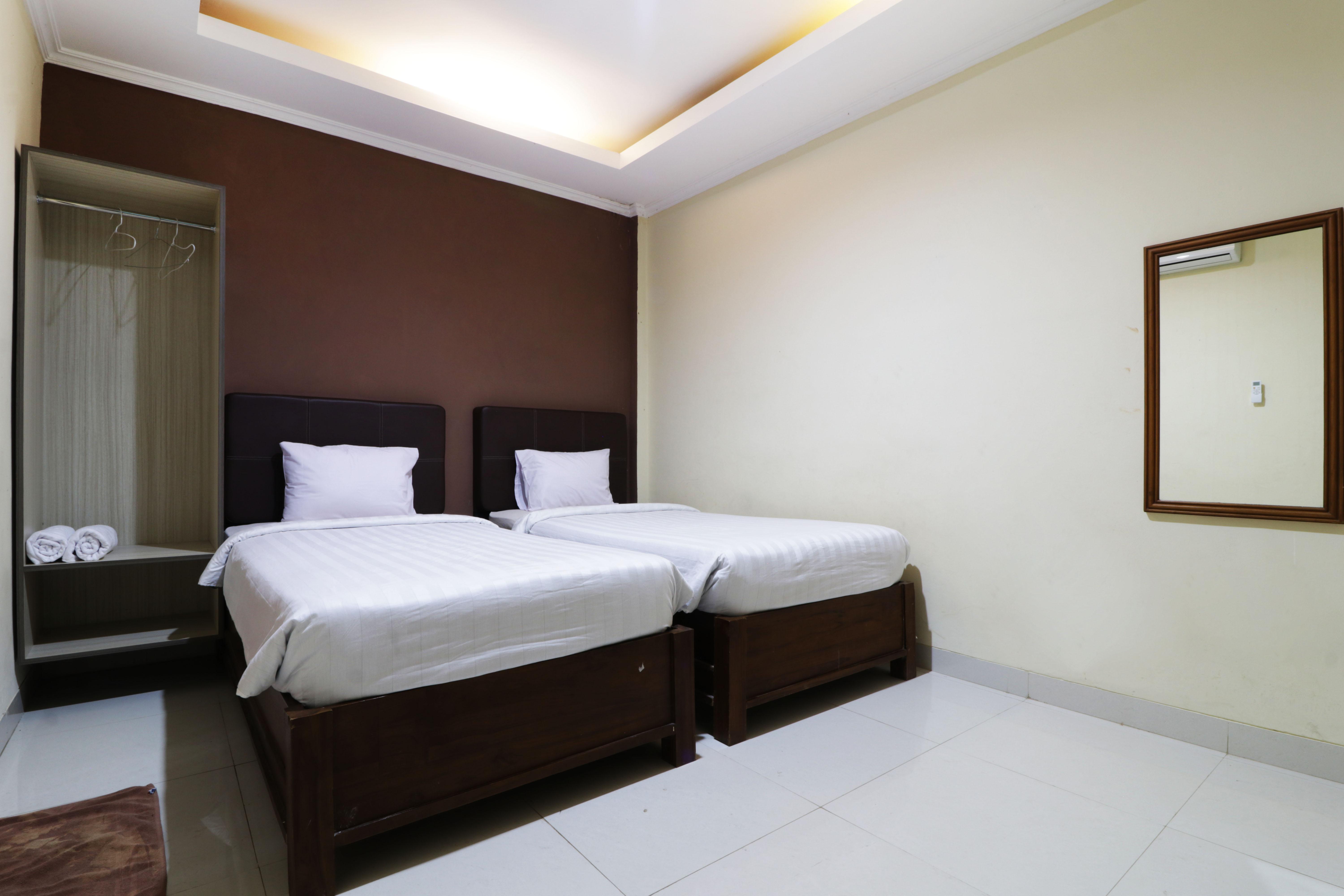 Hotel Istana Bungur Джакарта Екстериор снимка