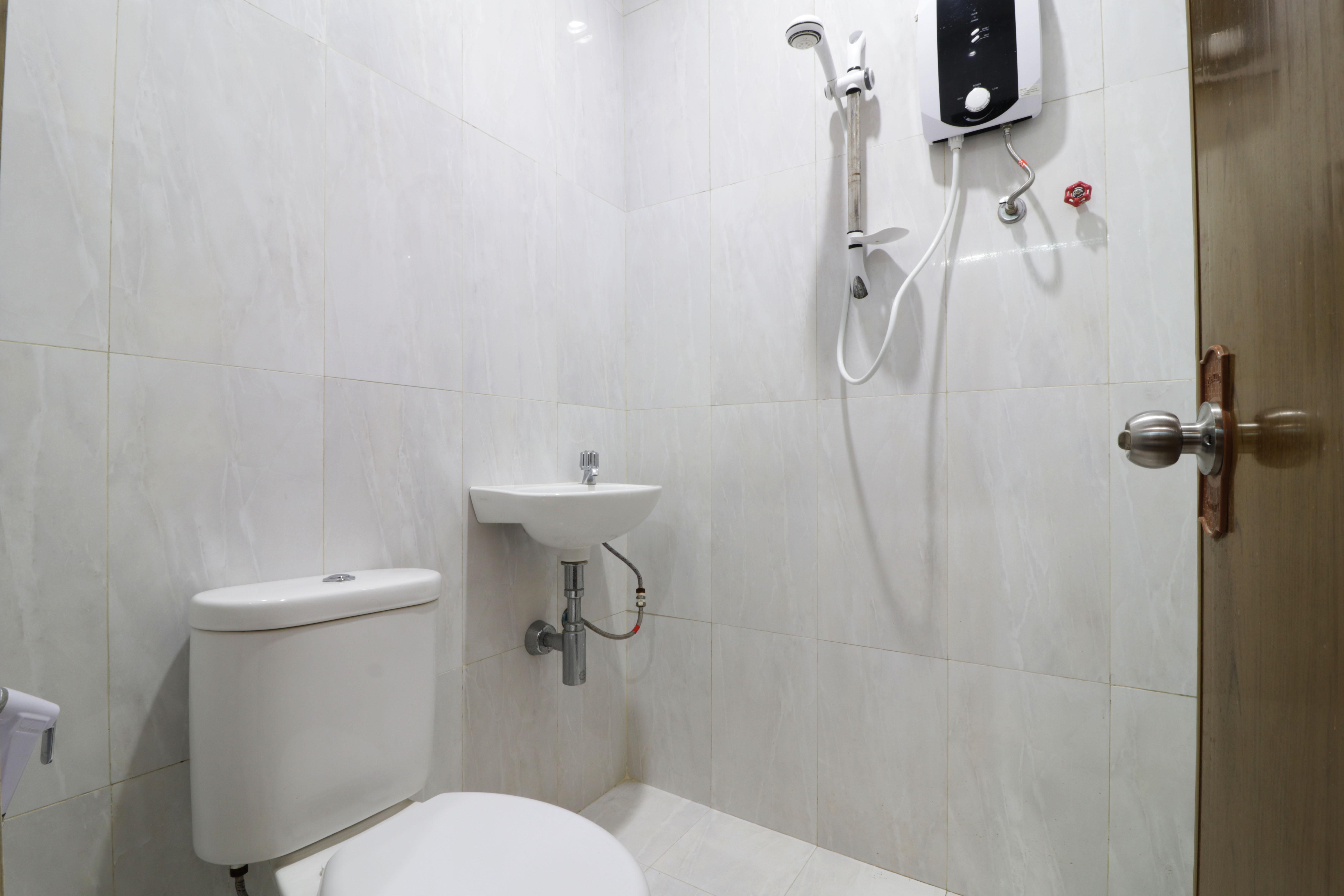 Hotel Istana Bungur Джакарта Екстериор снимка