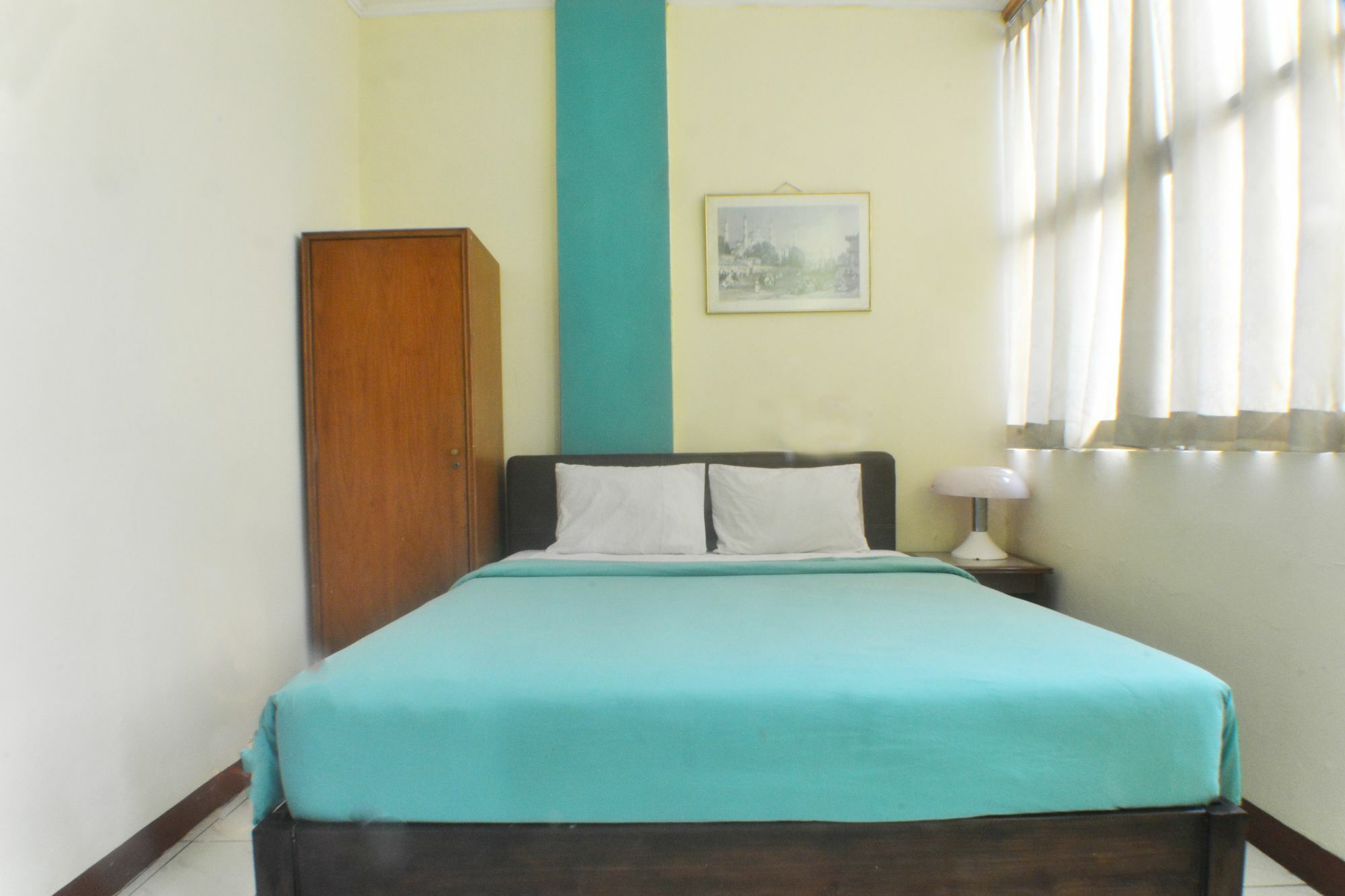 Hotel Istana Bungur Джакарта Екстериор снимка