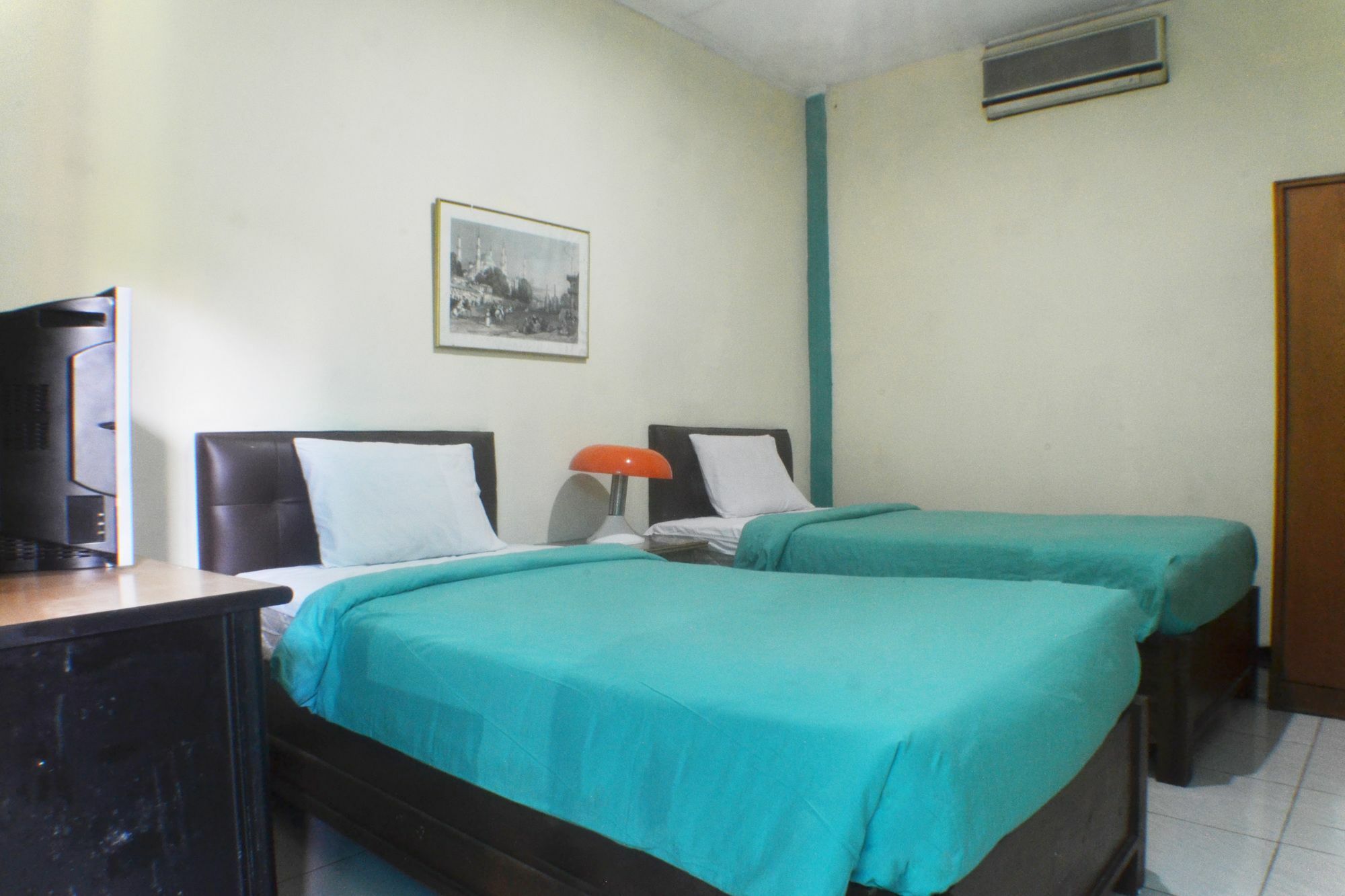 Hotel Istana Bungur Джакарта Екстериор снимка
